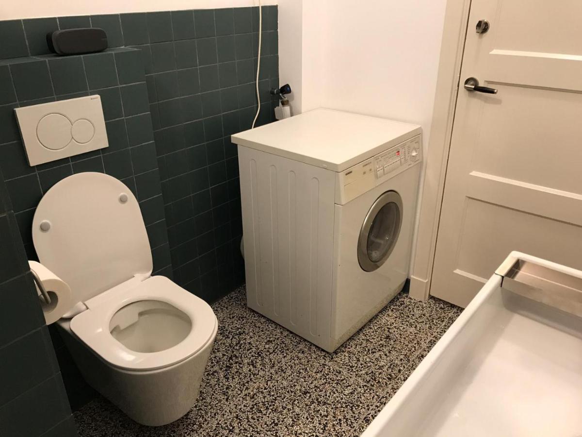 Huis Nummer 1 埃因霍温 外观 照片